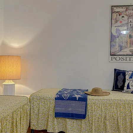 Zaffiro - 2 Mins From The Sea Apartment